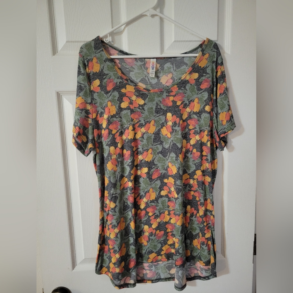 Floral lularoe Classic size 2 XL